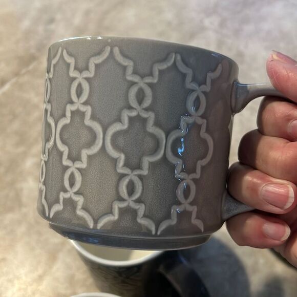 Gray Patterned Mugs - Picture 5 of 6